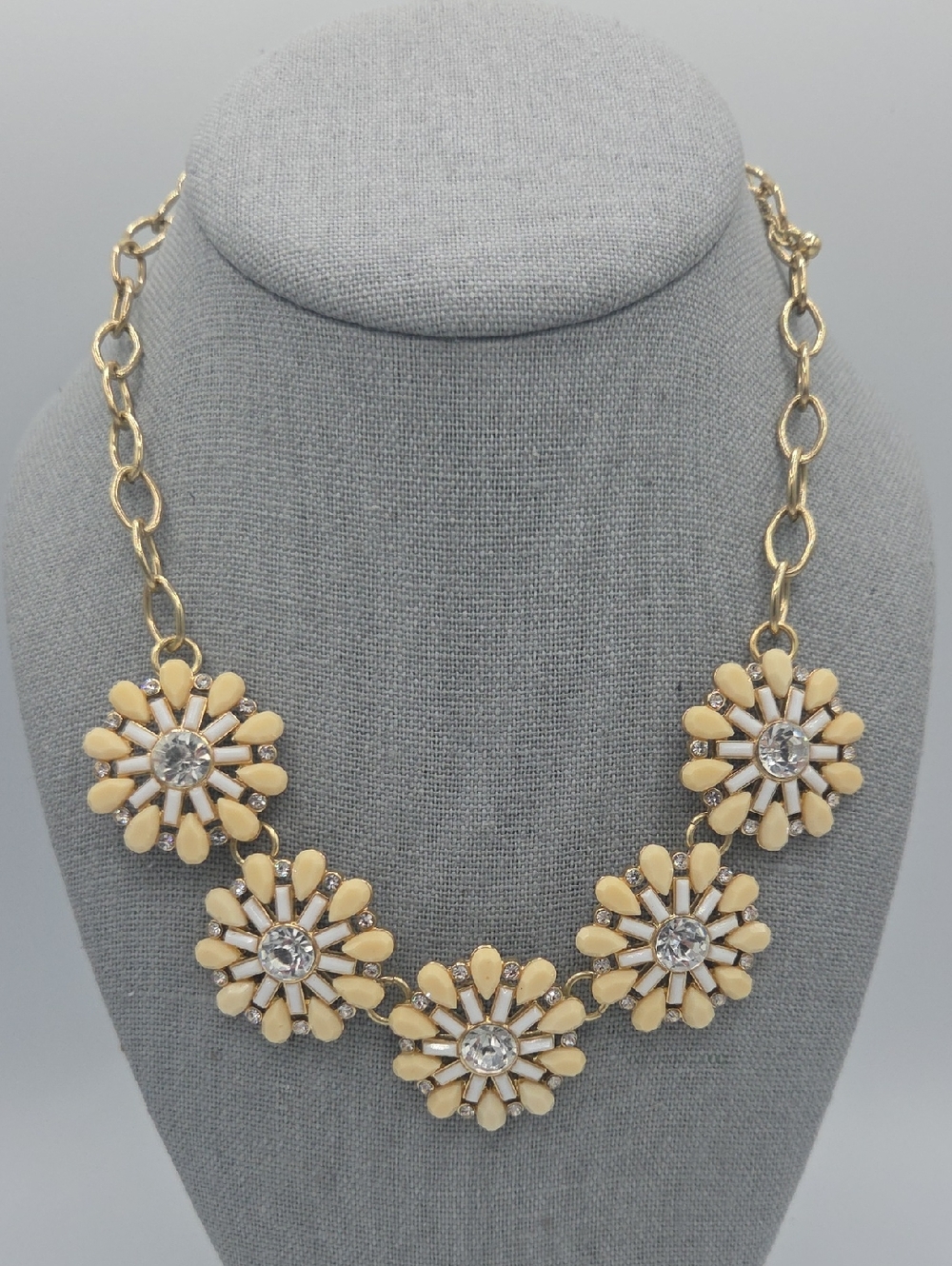 5 for $25! Cream Floral Statement Necklace with Gold Tone Chain